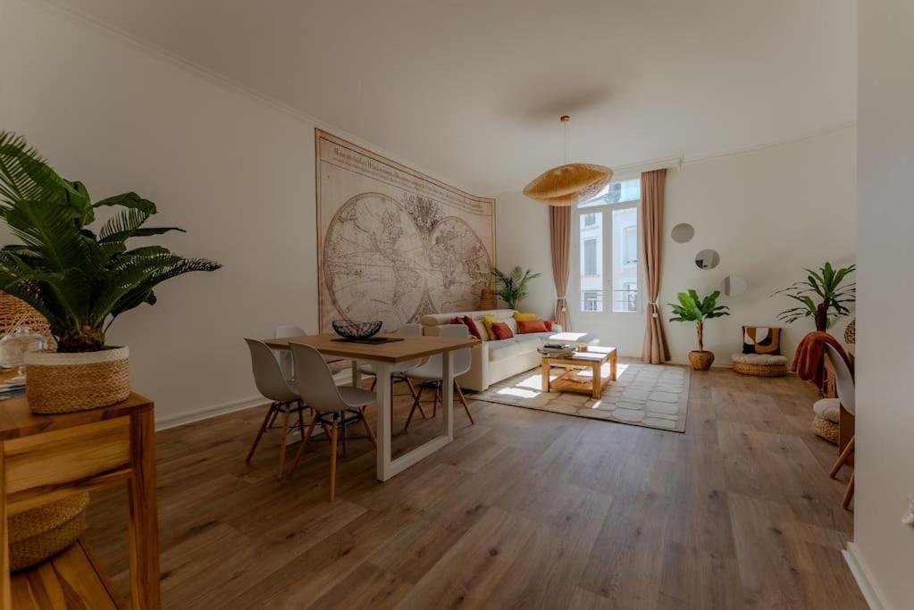 Ferienwohnung L'Echappee Chic Au Coeur De Valence Valence  Exterior foto