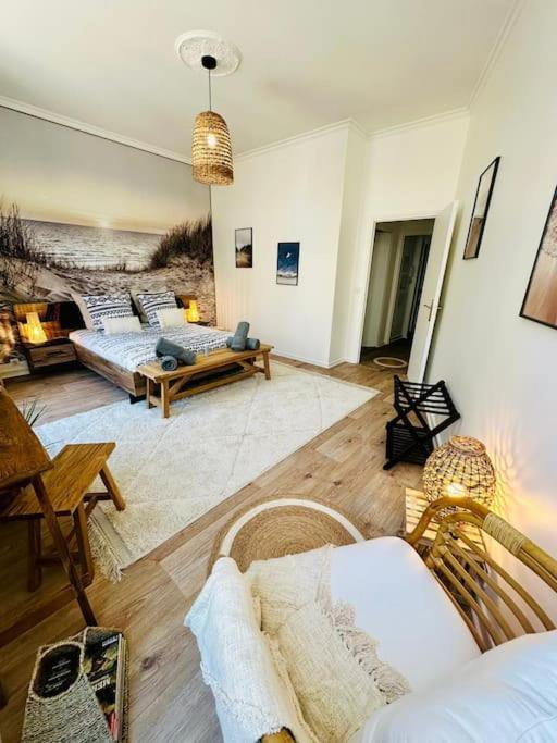 Ferienwohnung L'Echappee Chic Au Coeur De Valence Valence  Exterior foto