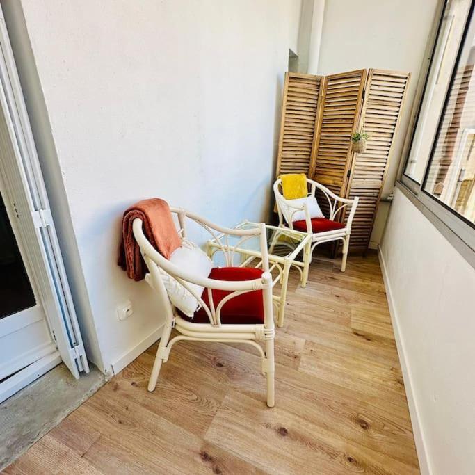 Ferienwohnung L'Echappee Chic Au Coeur De Valence Valence  Exterior foto